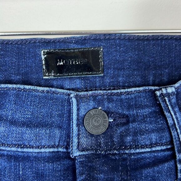 MOTHER The Rascal Ankle Snippet Straight Leg Raw Hem Mid Rise Dark Wash Size 26 - Picture 2 of 13